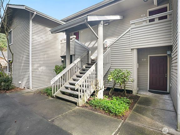 2nd image of 9009 Avondale Road NE #J120