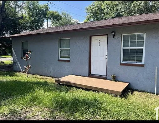 3 bed, 850 sqft, $1,600 — Photo 3