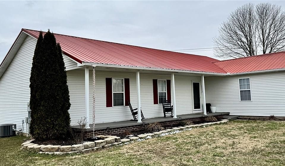 1st image of 375 Green Creek Dr