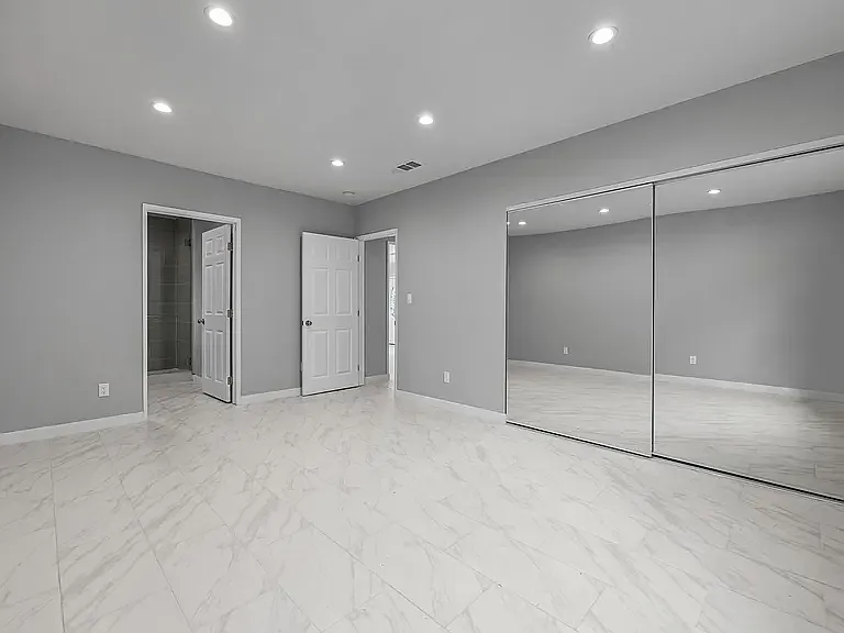 7619 Security Ave — Photo 12