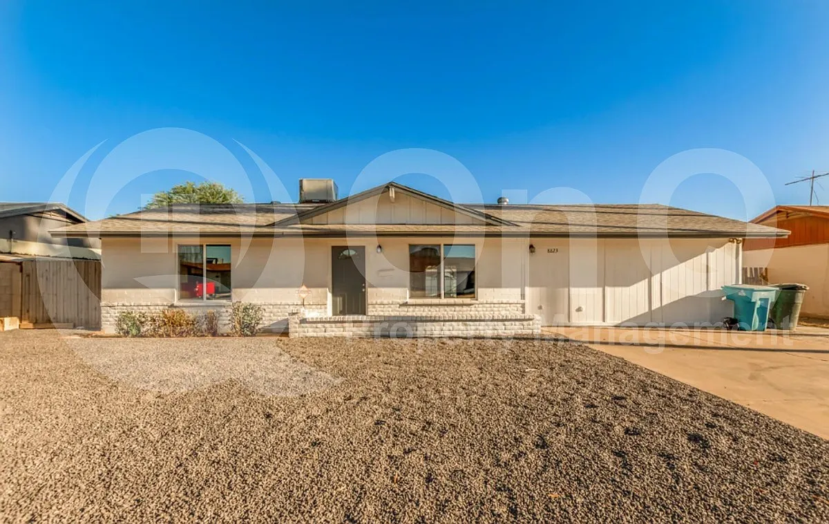 Building Photo - 8823 W Turney Ave