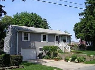 65 Vinton Ave, Cranston, RI 02920