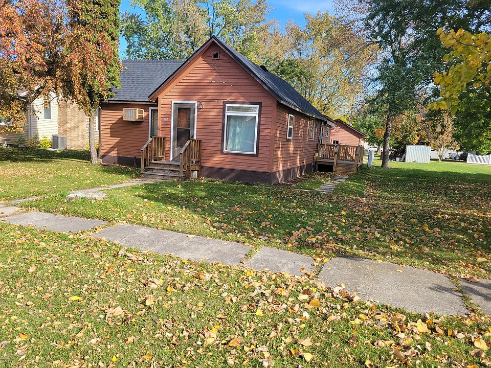 1st image of 614 Douglas Ave SE