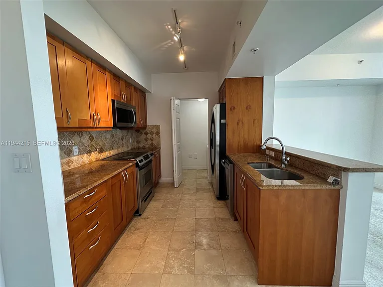 1755 Hallandale Beach Blvd #1605E — Photo 14