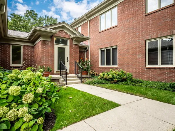 6530 Meridian Pkwy APT C, Indianapolis, IN 46220