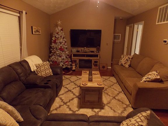 2nd image of 173 Fern Way