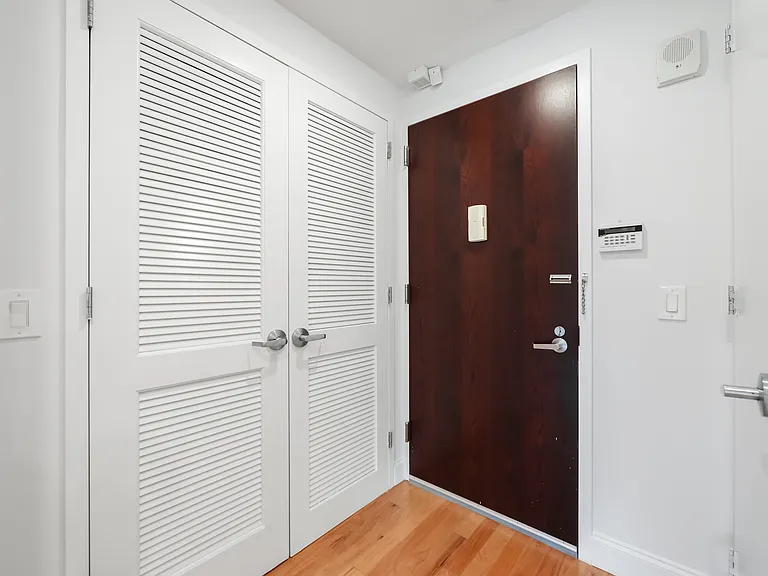 1701 Park Ave #902 — Photo 18