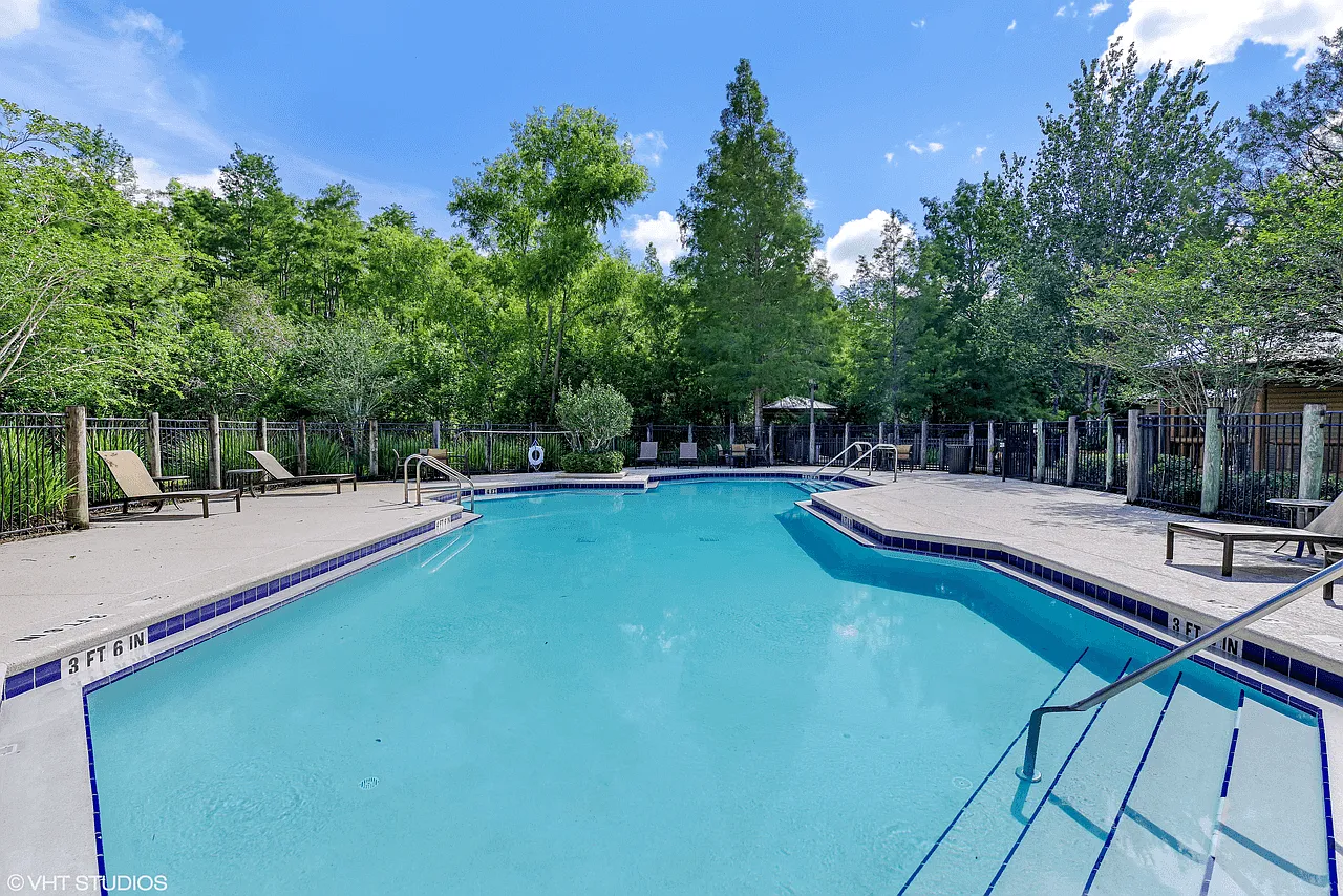 Falcon Trace Apartment Homes — Photo 1