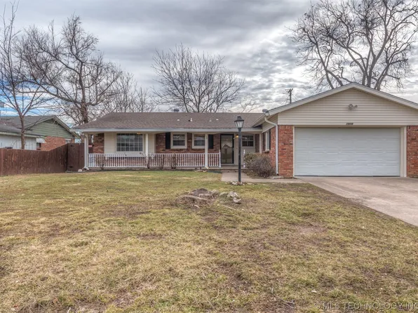 5910 E 24th St, Tulsa, OK 74114