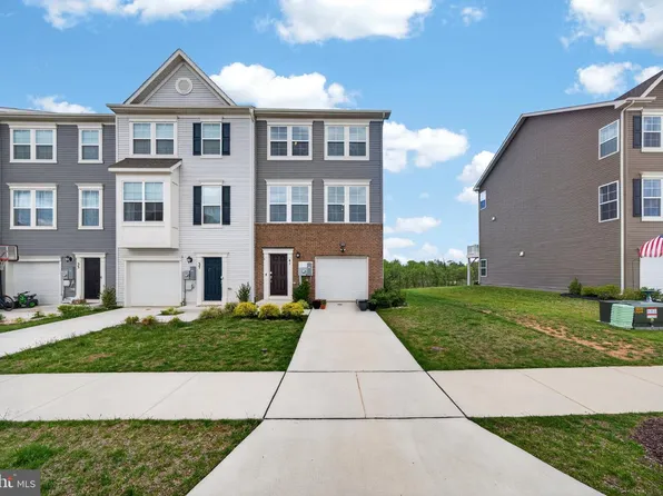 41 Extrovert Dr, Charles Town, WV 25414