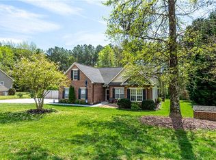 7082 Pine Ridge Dr, Denver, NC 28037