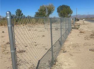 11482 Locust Ave, Lucerne Valley, CA 92356