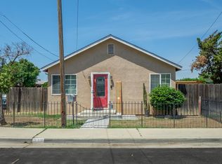 745 N Whitney Ave, Dinuba, CA 93618
