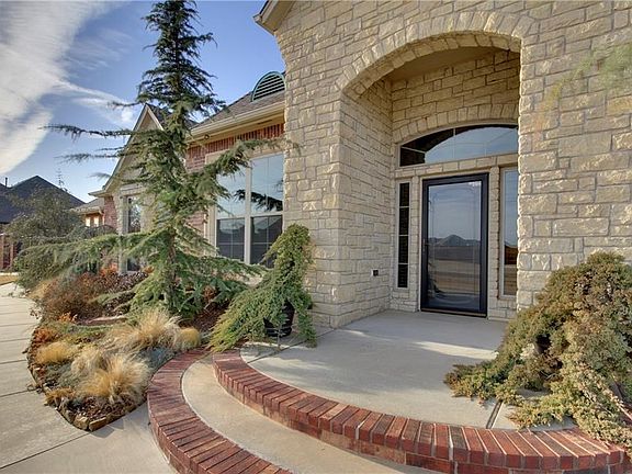 2nd image of 11317 Marbella Dr