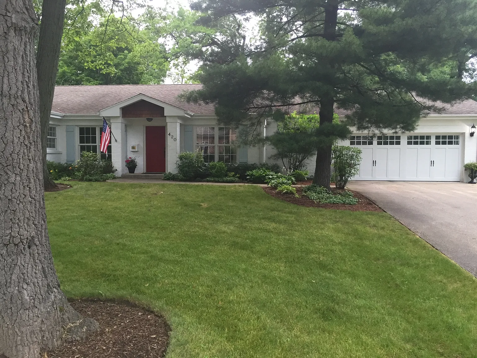 420 Ravine Park Dr photo 1