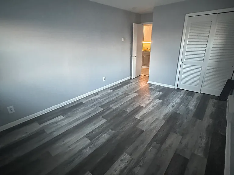 254 Oak St #7 — Photo 11