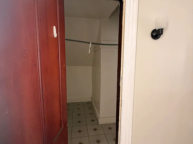 59 Wolcott St #1 — Photo 9