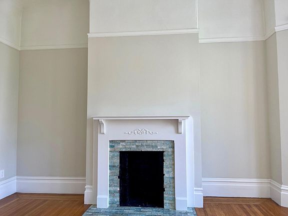 4th image of 2953 California St #3