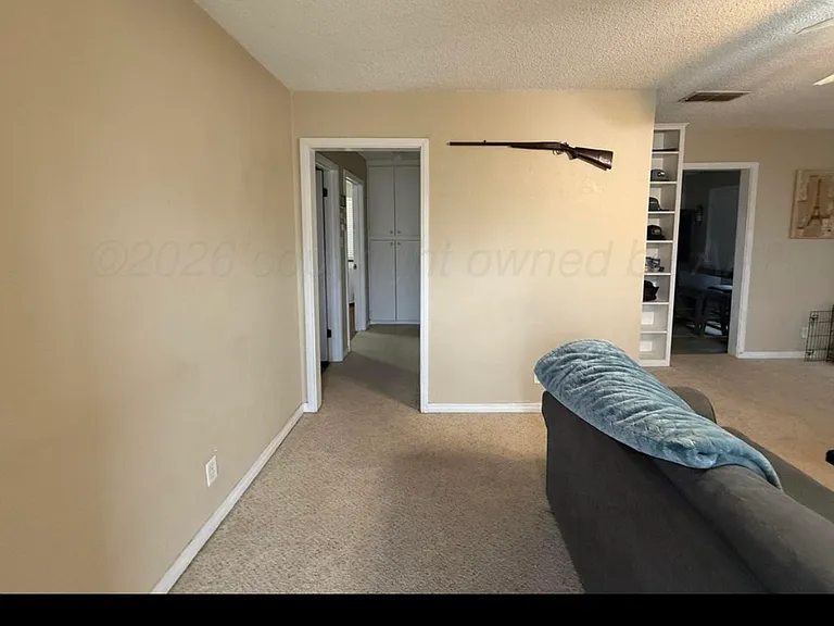 4120 S Hughes St — Photo 2