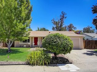 8635 Royalglen Way, Sacramento, CA 95826