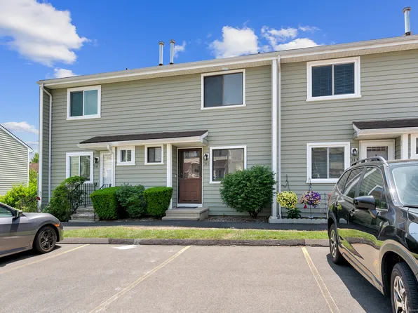 312 Monticello Drive #312, Branford, CT 06405