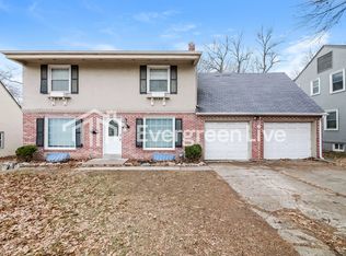 8016 Holmes Rd, Kansas City, MO 64131