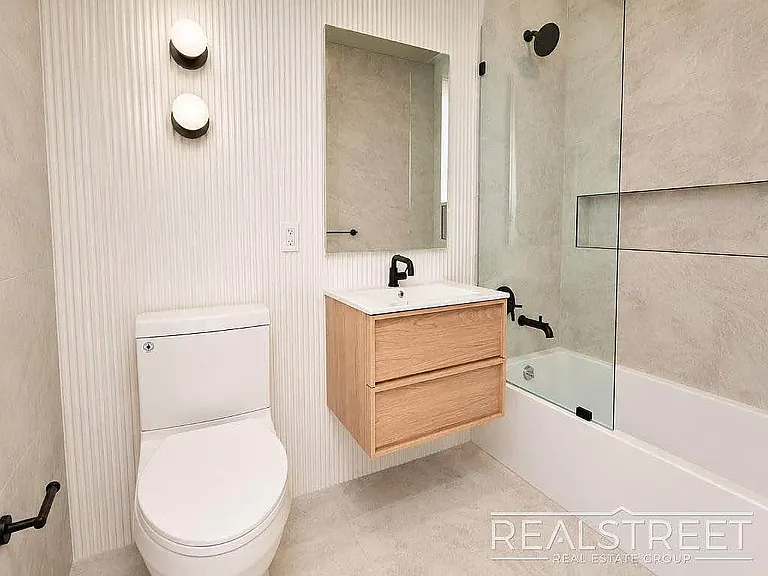 962 Bushwick Ave #7D — Photo 6