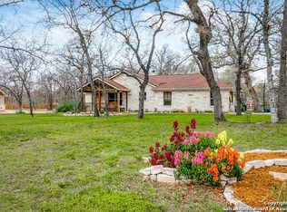 149 Champions Blvd, La Vernia, TX 78121