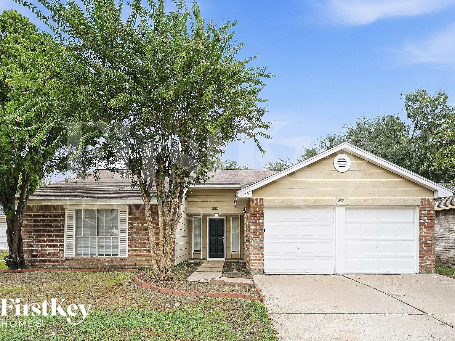 3 bed, 2.0 bath, 1600 sqft, $1,780 — Photo 1
