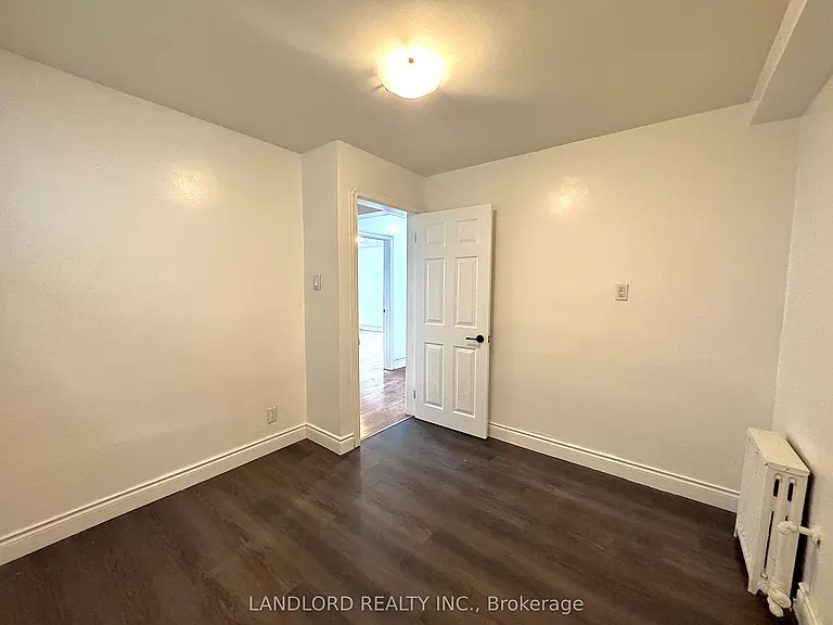 92 Trethewey Dr #2 — Photo 8