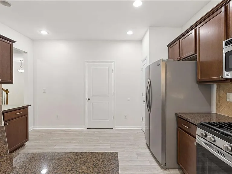 3377 Vintage Cir SE — Photo 10