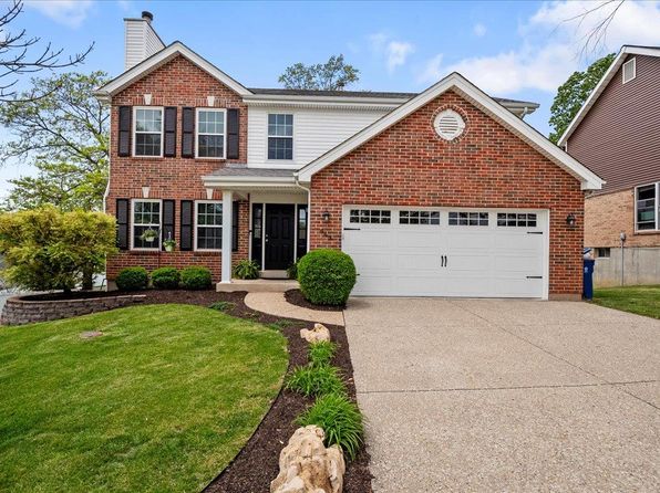 443 Clayheath Ct, Ballwin, MO 63011