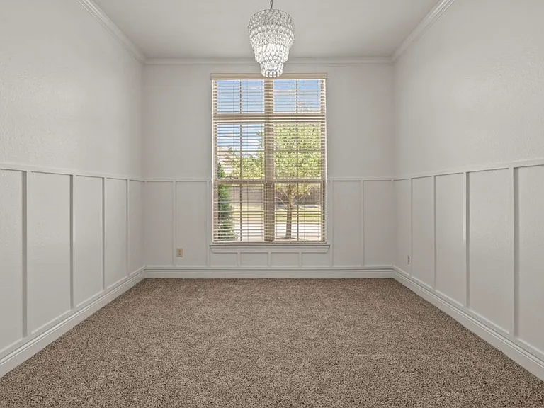 5317 Fern Valley Ln — Photo 2