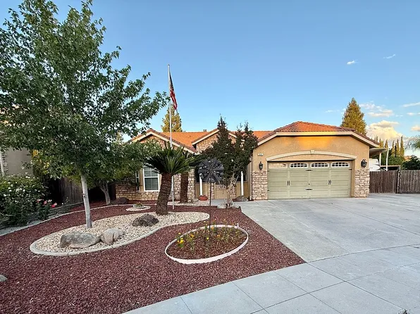 2467 Redington Ave, Clovis, CA 93619