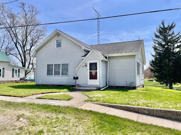 418 Spring St, Clyde, OH 43410