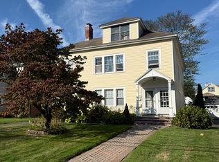 89 Ardmore Rd FLOOR 1, West Hartford, CT 06119