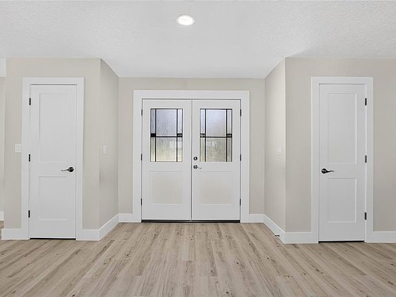 4th image of 1225 HOFFNER AVENUE