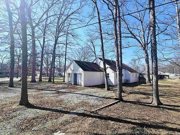 3rd image of 6706 E Hickory Ln