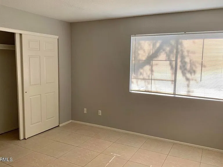 1542 W Sahuaro Dr #4 — Photo 14