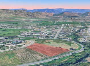 S Williams Drive, Porterville, CA 93257