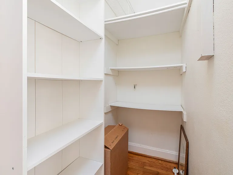 2636 Lawndale Ave — Photo 9