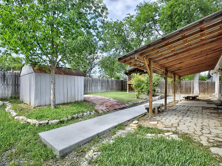 3429 Harvest Dr — Photo 22