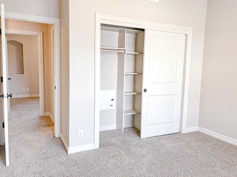 3007 Jackson St — Photo 7