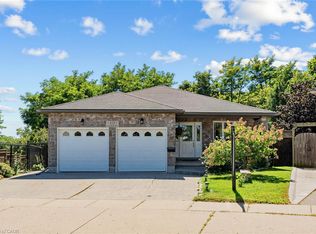 125 Langlaw Dr, Cambridge, ON N1P 1H9