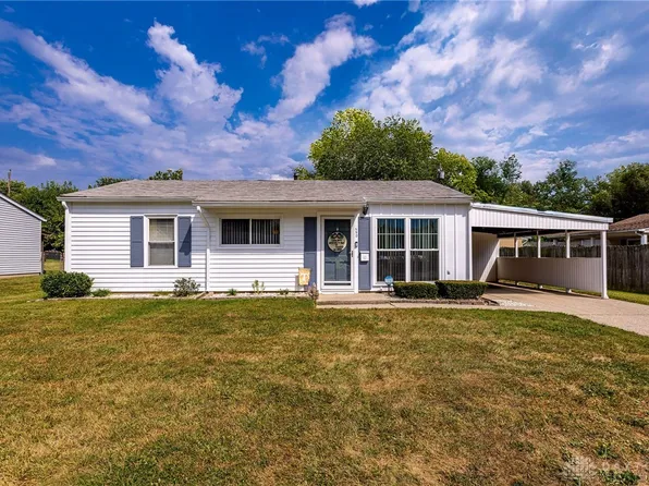 590 Kristine Ln, Franklin, OH 45005