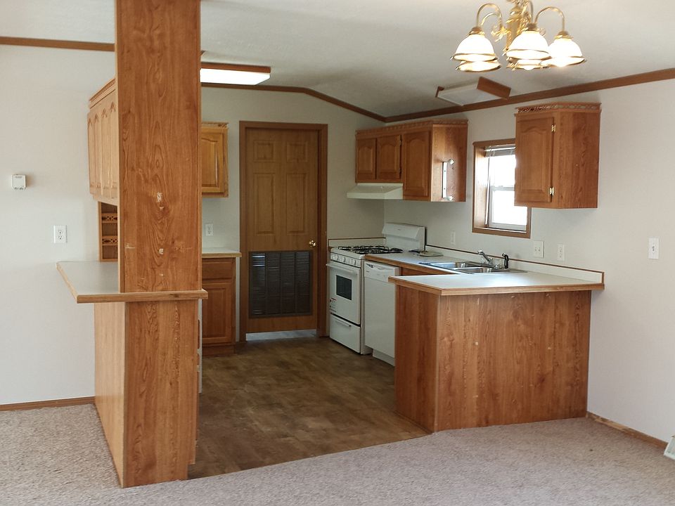 1st image of 9481 Fairview Dr