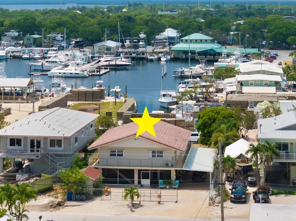 156 Ocean Shores Dr, Key Largo, FL 33037