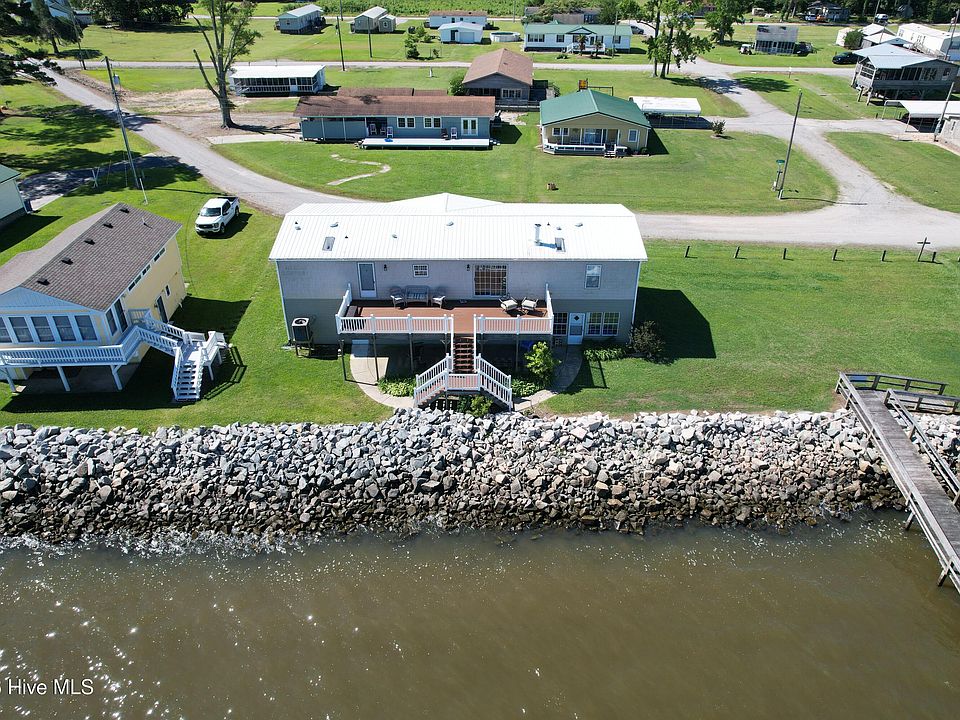 1st image of 598 Beach Road