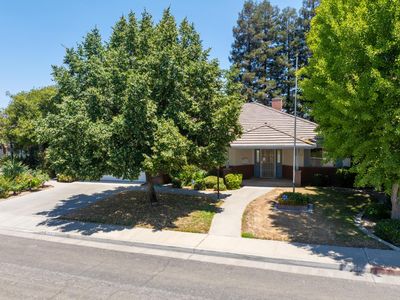 2582 Sandell Ave, Kingsburg, CA, 93631