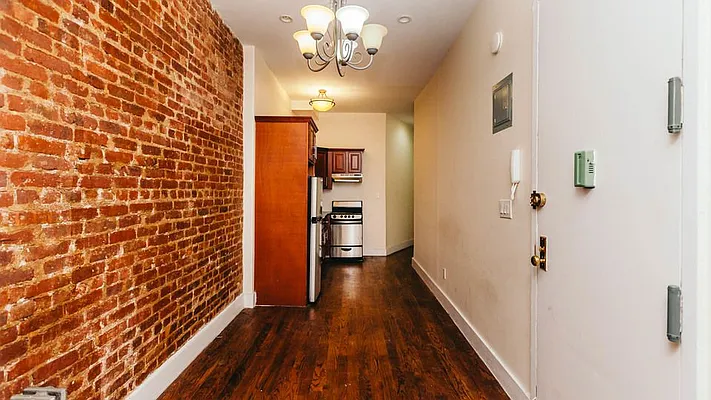 Rented by Nooklyn NYC LLC | media 17
